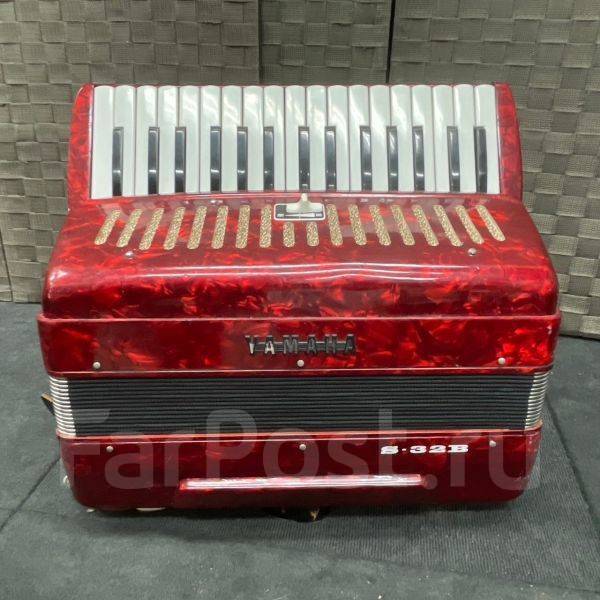 Аккордеон Yamaha S-32B, б/у, в наличии. Цена: 17 000₽ во Владивостоке