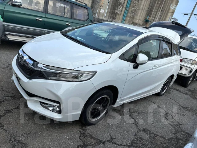Honda Shuttle. GK9, L15B ����