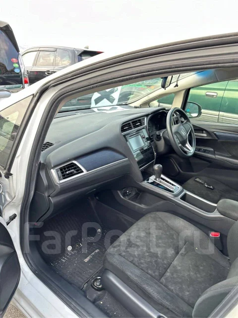Honda Shuttle. GK9, L15B ����