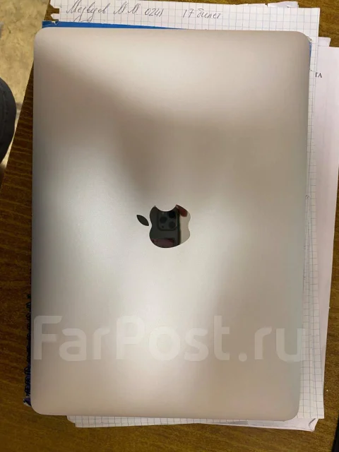 Apple MacBook 12. 12", ��� 8 ��, ���� 256���, WiFi: 1, Bluetooth: 1, ����������� �� 5��. ����