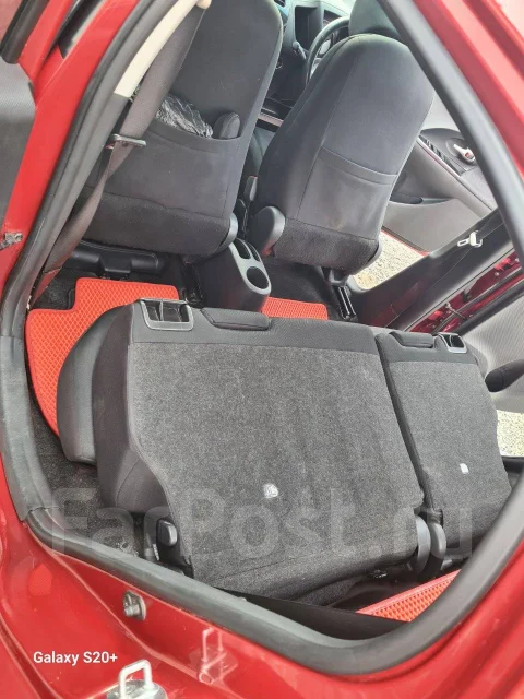 Toyota ist. ��������, ��������, 1.5 (109��.�.), ������, 108 000����. �� ����