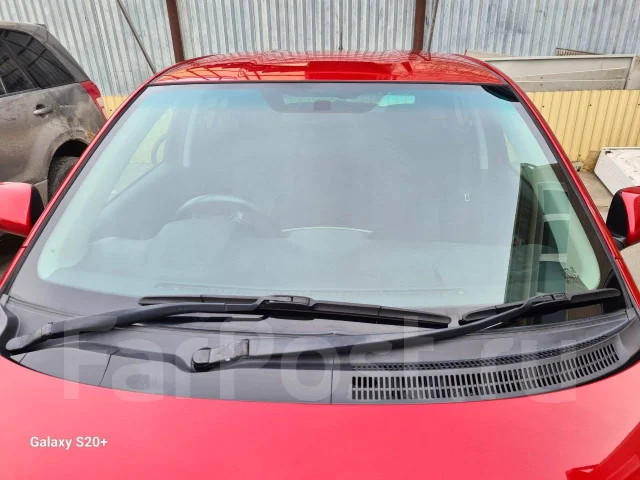 Toyota ist. ��������, ��������, 1.5 (109��.�.), ������, 108 000����. �� ����