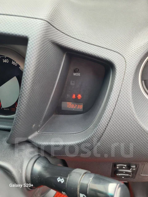 Toyota ist. ��������, ��������, 1.5 (109��.�.), ������, 108 000����. �� ����