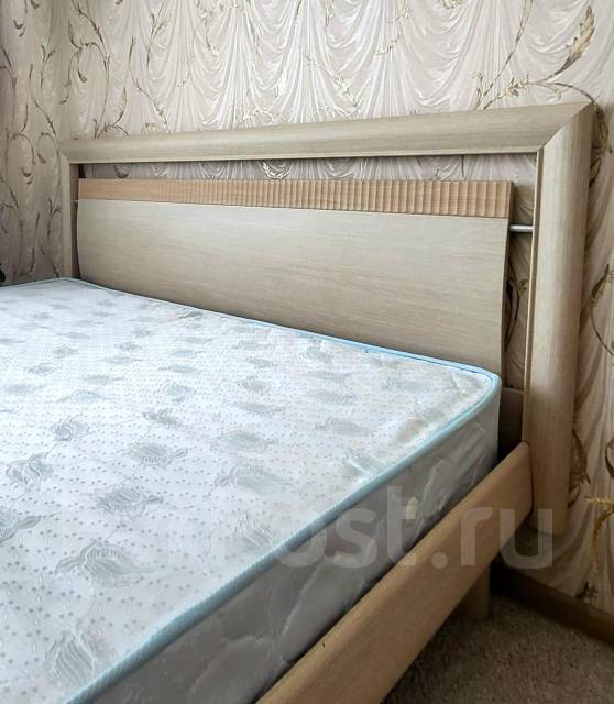 Продам кровать, двуспальная, матрас в комплекте, 1 600,0 см, 2 000,0 см ...