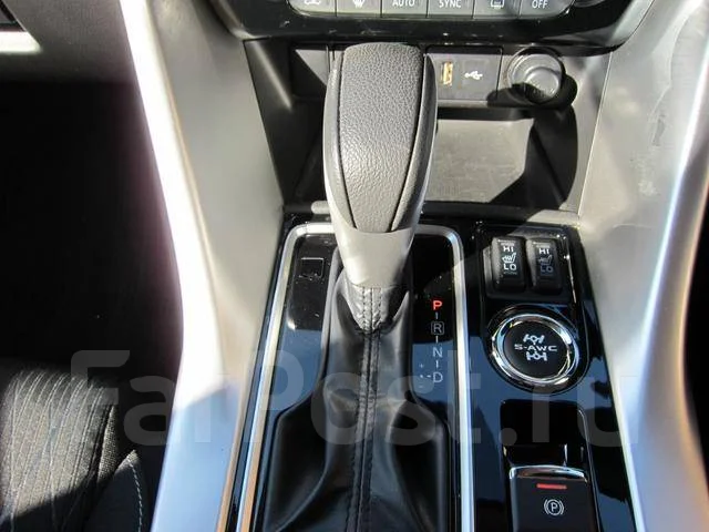 Mitsubishi Eclipse Cross. ��������, 4wd, 1.5 (150��.�.), ������, 55 000����. ��, �/�. ��� ����� �� ������������ ����
