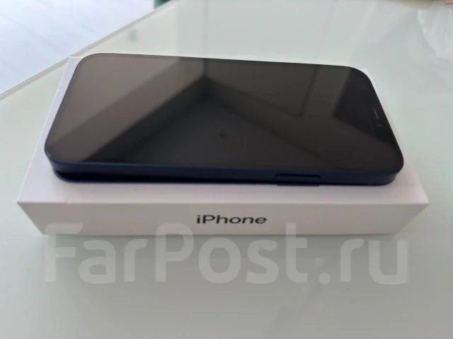 Apple iPhone 12. �/�, 64 ��, �����, 4G LTE ����