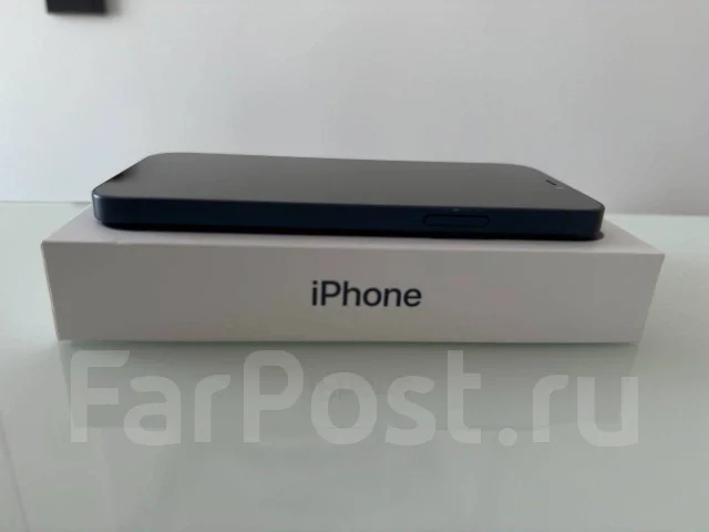 Apple iPhone 12. �/�, 64 ��, �����, 4G LTE ����