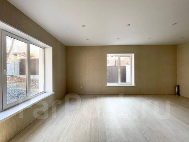 Дом новострой с внутренней отделкой, 766 кв. м. 95,0 кв. м ...