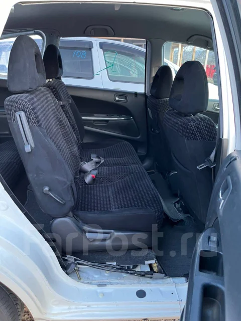 Honda Stream. RN1, D17A ����