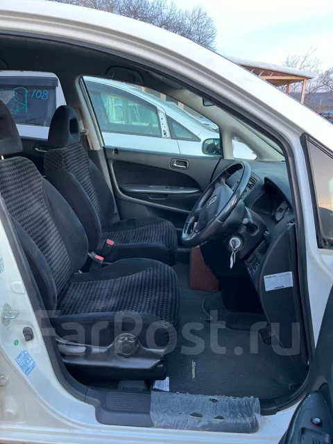 Honda Stream. RN1, D17A ����