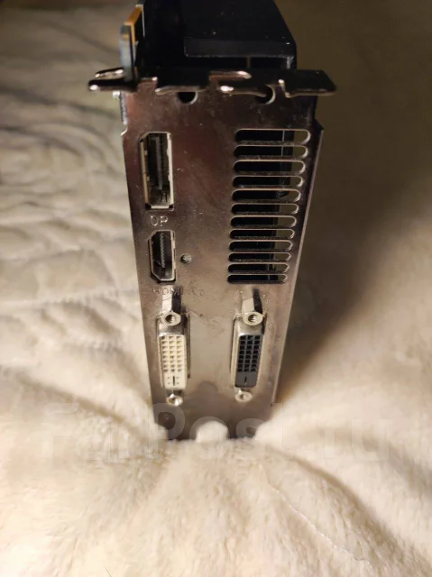 Radeon HD 6850 ����