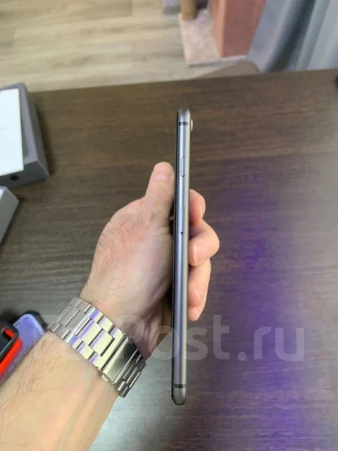 Apple iPhone 8 Plus. �/�, 64 ��, ������ ����