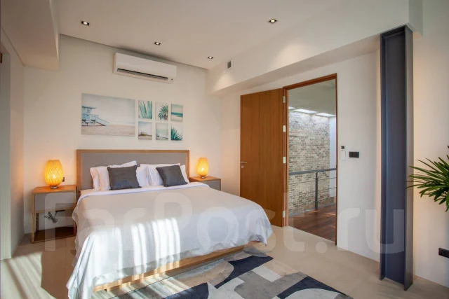 Riverhouse - ����� �� ������� ������ ����