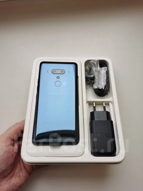 HTC U12+. �/�, 128 �� ����
