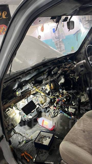 Услуги Автоэлектрика! Автомеханика! Автотехпомощь 24часа! Выезд 12-24v ...