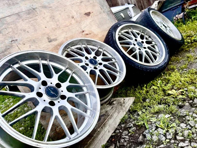 Hinodex Stern. 8.0x18", 5x114.3, ET30, �� 73,1���. ����