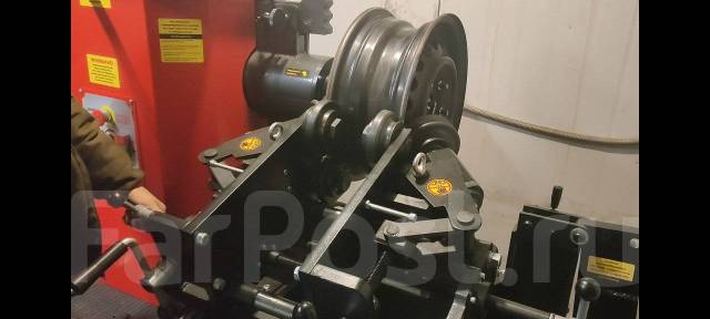 Ремонт и правка штампованных дисков, легковые автомобили в Уссурийске