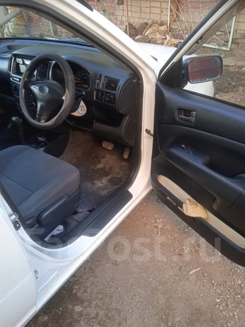 Toyota Probox. �������, ��������, 1.3 (64��.�.), ������, 170 000����. �� ����
