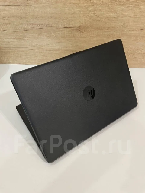 HP 15-bs188ur. 15.6", 2,3����, ��� 4 ��, ���� 500���, WiFi: 1, Bluetooth: 1 ����