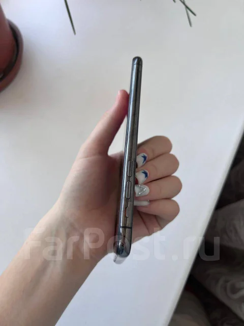 Apple iPhone X. �/�, 64 ��, ������, 3G, 4G LTE, ���������� ����