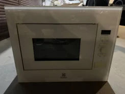 Electrolux. EMS 17006 OX ����