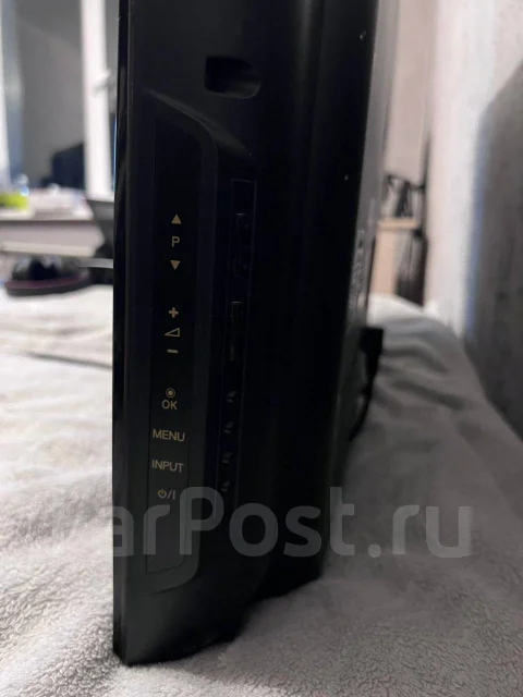 LG 32LH2000. LED ����