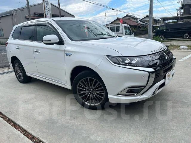 Mitsubishi Outlander. ��������, 4wd, 2.4 (128��.�.), ������, 28 000����. ��, �/�. ��� ����� �� ������������ ����