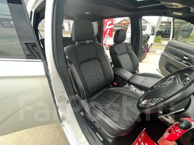 Mitsubishi Outlander. ��������, 4wd, 2.4 (128��.�.), ������, 28 000����. ��, �/�. ��� ����� �� ������������ ����