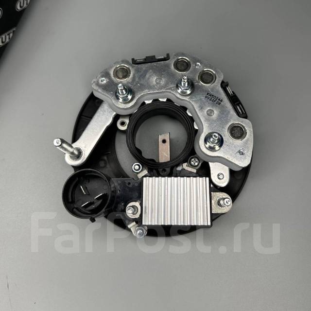 Реле генератора, регулятор напряжения. Isuzu Bighorn 12v 80Amp. UTM ...