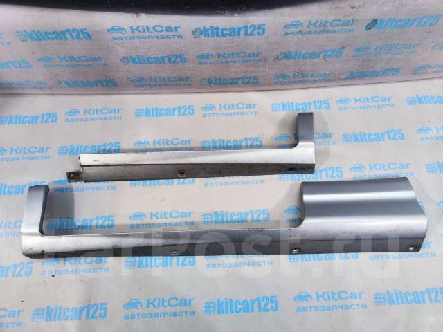 Накладка на порог правая Toyota Hiace Regius KCH46-БК56 купить во ...
