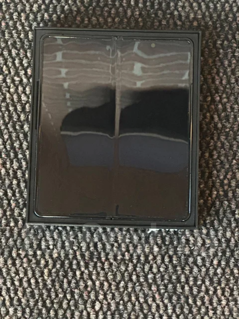 Samsung Galaxy Z Fold4. �/�, 256 ��, �����, 4G LTE, Dual-SIM, NFC ����
