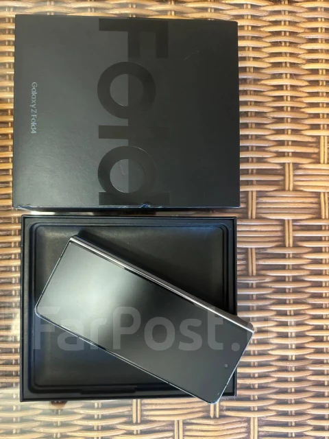 Samsung Galaxy Z Fold4. �/�, 256 ��, �����, 4G LTE, Dual-SIM, NFC ����