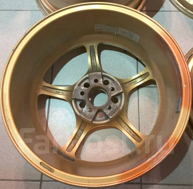 RAYS Gram Lights 57C. 7.5x17", 5x100, ET40 ����