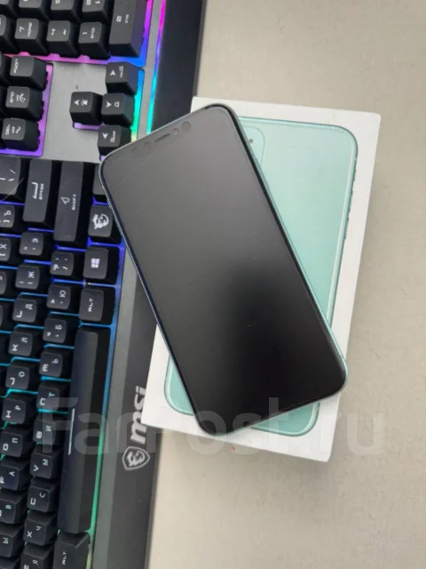 Apple iPhone 11. �/�, 64 ��, �������, 3G, 4G LTE, ����������, NFC ����
