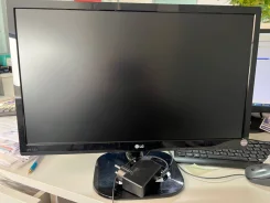 LG. 22", ���������� �� (LCD, LED, QLED) ����