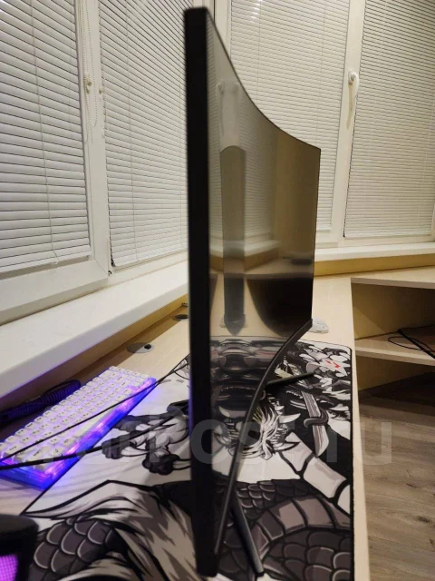MSI. 31.5", ���������� �� (LCD, LED, QLED) ����