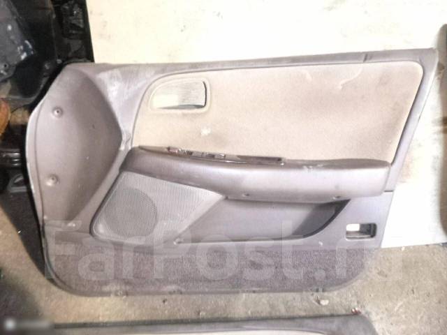 Обшивка дверей Toyota Markii купить во Владивостоке по цене: 5 000 ...