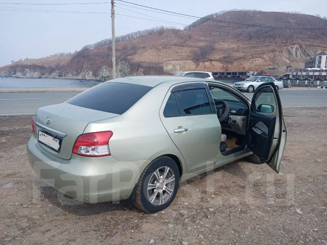 Toyota Belta. ��������, ��������, 1.3, ������, 300 000����. �� ����