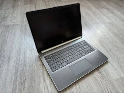 HP 14s-dq0029ur. 14", 3,3����, ��� 8 ��, ���� 256���, WiFi, Bluetooth, ����������� �� 11��. ����