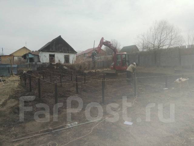 Монтаж винтовых свай под забор, фундамент в Артеме