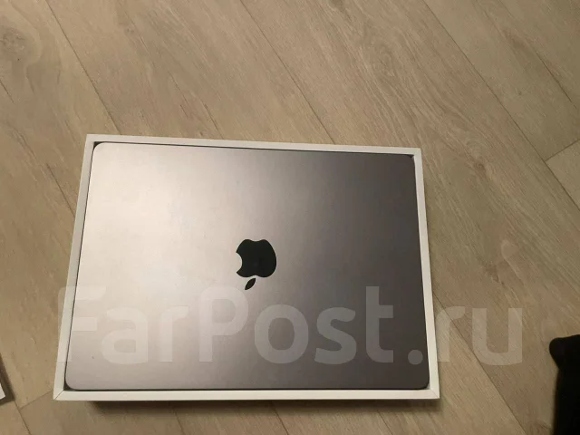 Apple MacBook Air 13 2022. 13.3", 3,5����, ��� 8 ��, ���� 256���, WiFi: 1, Bluetooth: 1, ����������� �� 18��. ��� ����� �� ���������� ����