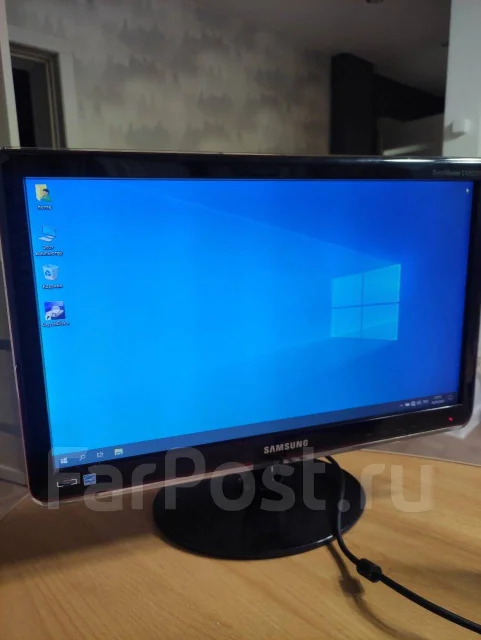 Samsung. 19", ���������� �� (LCD, LED, QLED) ����