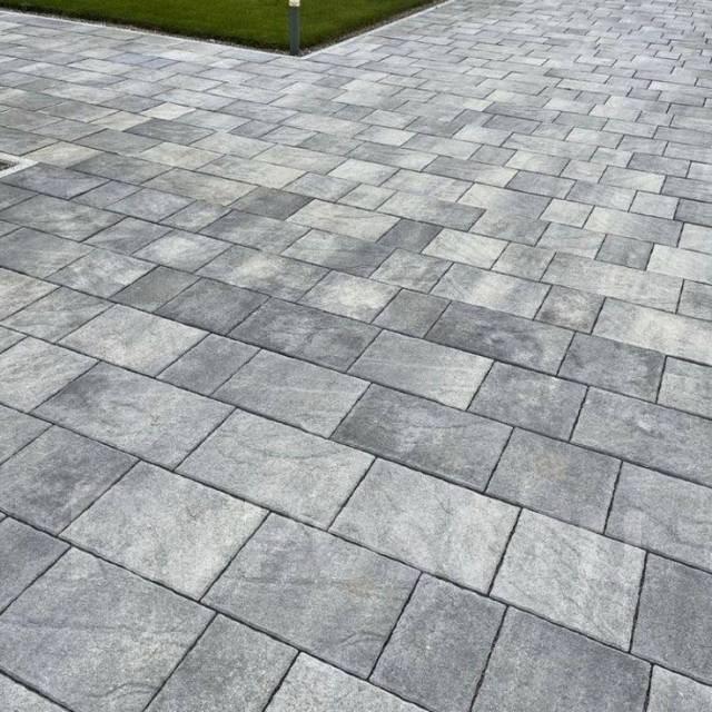 Укладка брусчатки, тротуарной плитки, выставление бордюра в Артеме