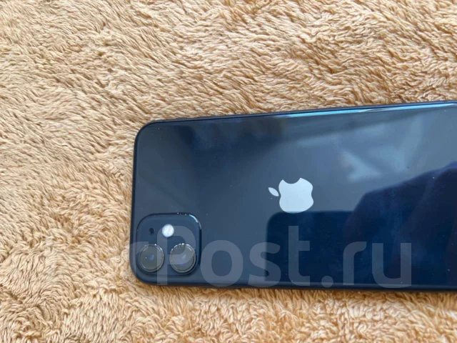Apple iPhone 11. �/�, 64 ��, ������, 4G LTE, NFC ����