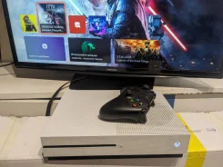 Microsoft Xbox One S ����