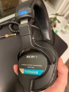 Sony MDR-7506 ����