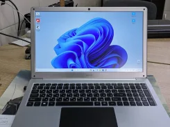 DEXP Aquilon. 15.6", 75����, ���� 118���, WiFi: 1, Bluetooth: 1, ����������� �� 10��. ����