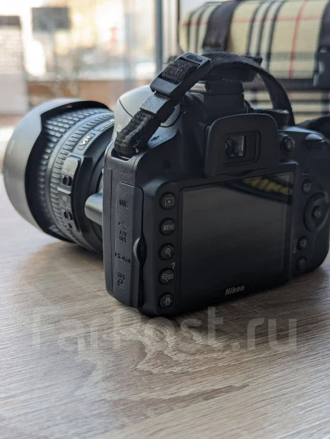 Nikon D3200. 20 � ����� ��, ���: 14� � ����� ����