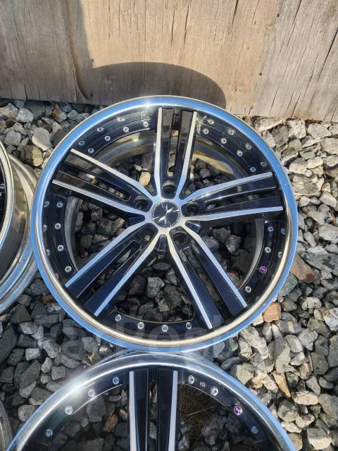 Weds Maverick 805S. 8.0x19", 5x120, ET45 ����