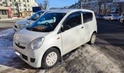 Daihatsu Mira.   